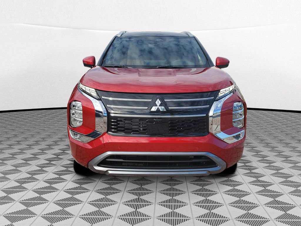 New 2026 Mitsubishi Outlander SEL image 2