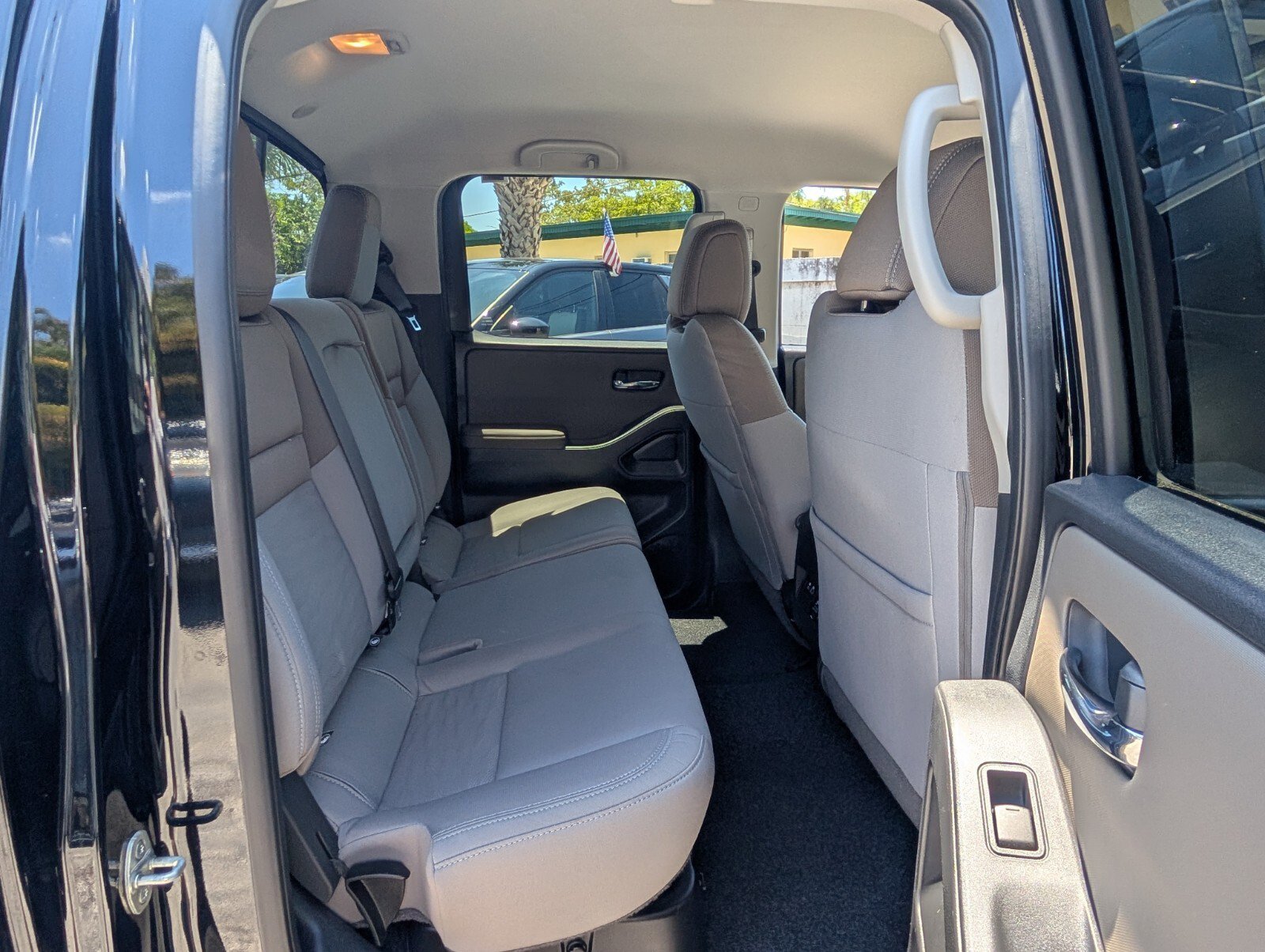 Certified 2022 Nissan Frontier SV AWD/4WD image 16