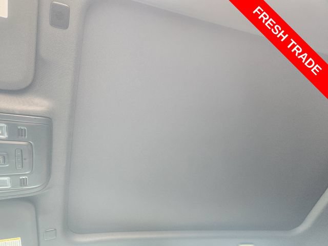 Used 2024 GMC Yukon AT4 w/ Technology Package AWD/4WD image 25