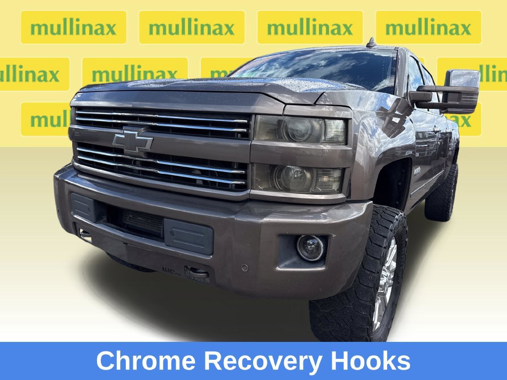Used 2015 Chevrolet Silverado 2500 High Country w/ Duramax Plus Package AWD/4WD image 11