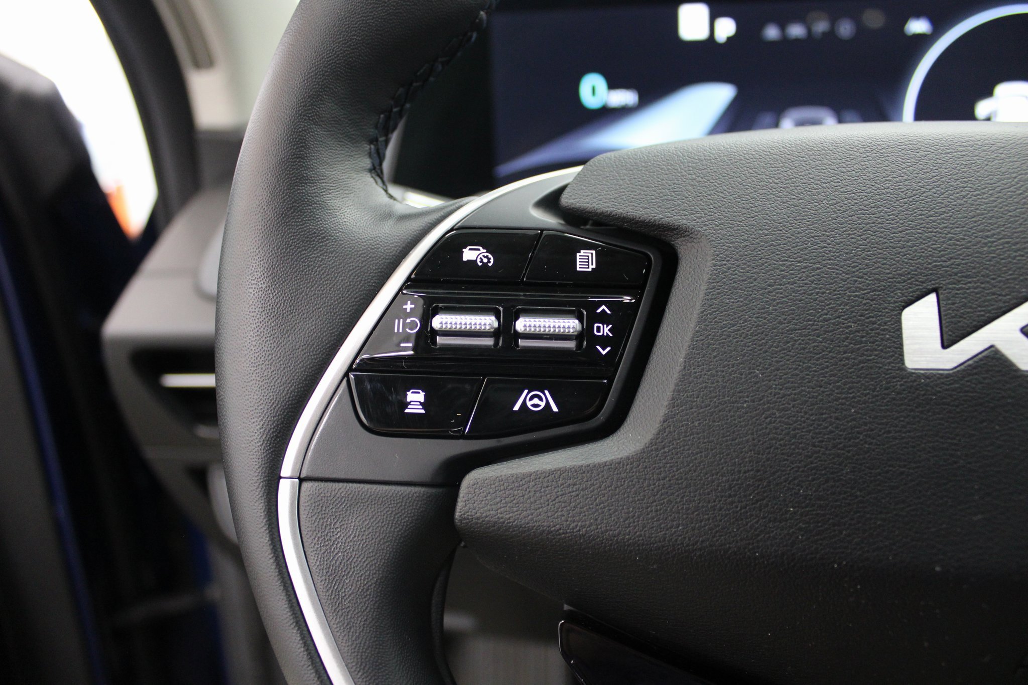 Used 2024 Kia EV6 Wind w/ Wind Technology Package image 33