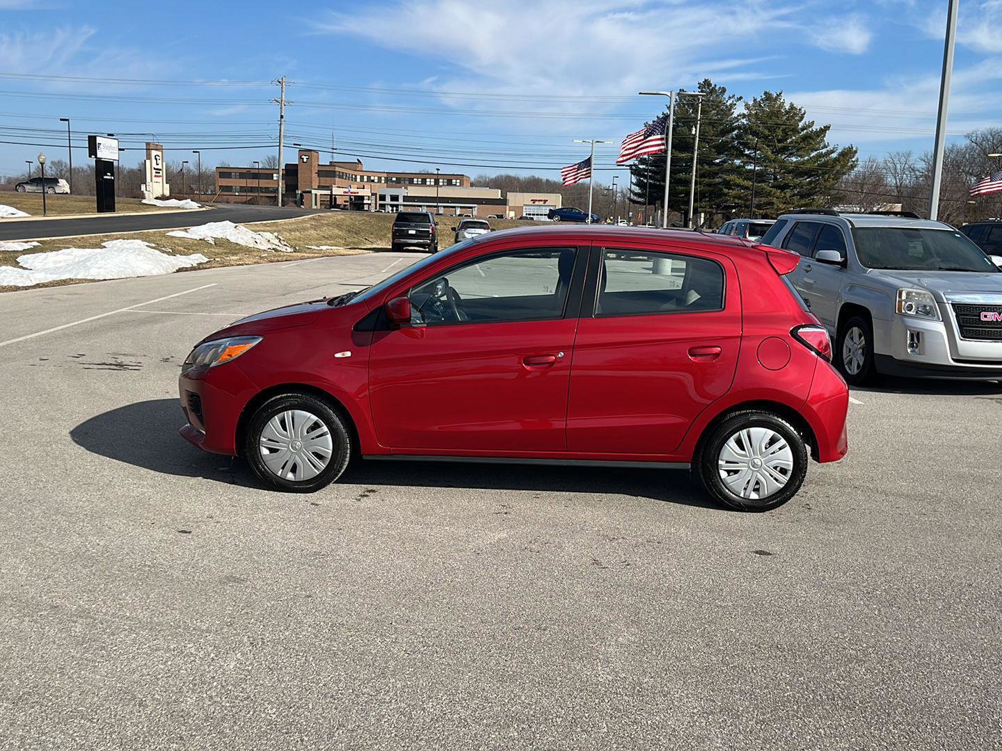Used 2024 Mitsubishi Mirage ES image 2