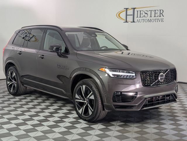 Used 2023 Volvo XC90 T8 Plus w/ Protection Package Premier image 2