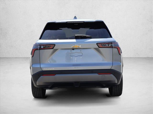 New 2026 Chevrolet Equinox LT w/ Convenience Package II FWD image 7