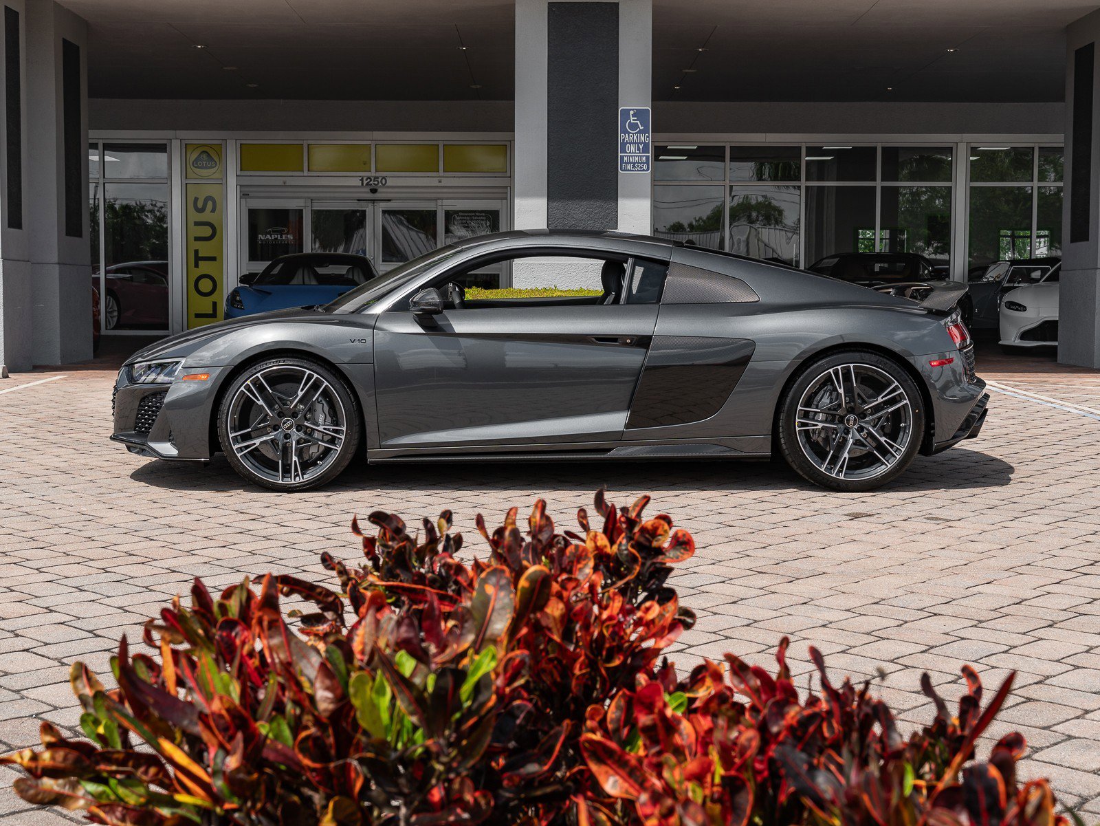 Used 2023 Audi R8 V10 performance image 11