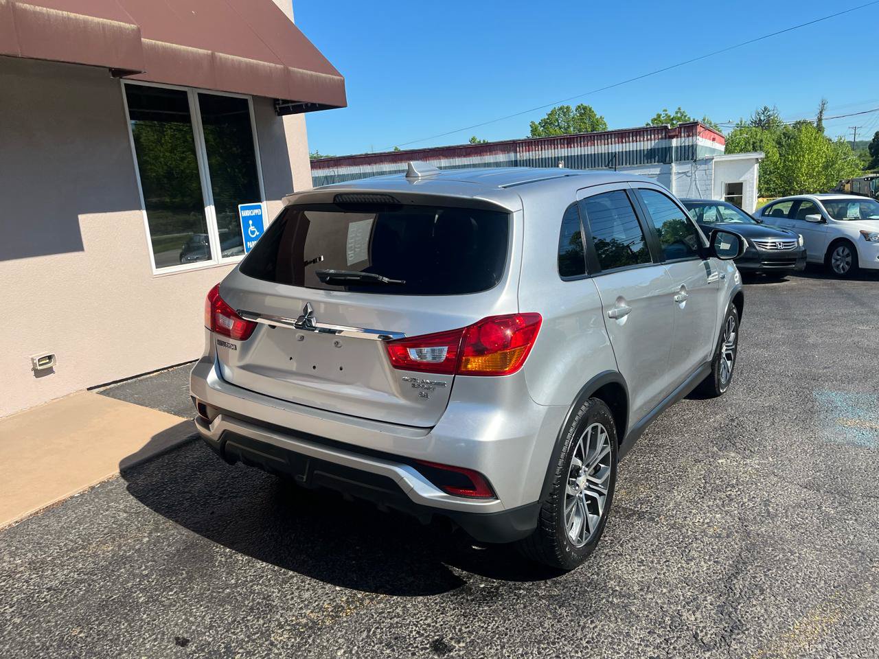 Used 2018 Mitsubishi Outlander Sport SE AWD/4WD image 6