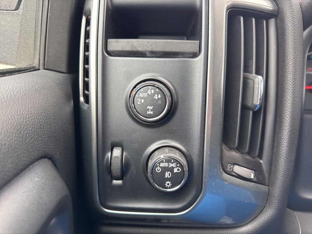 Used 2015 Chevrolet Silverado 1500 LT w/ All Star Edition AWD/4WD image 8