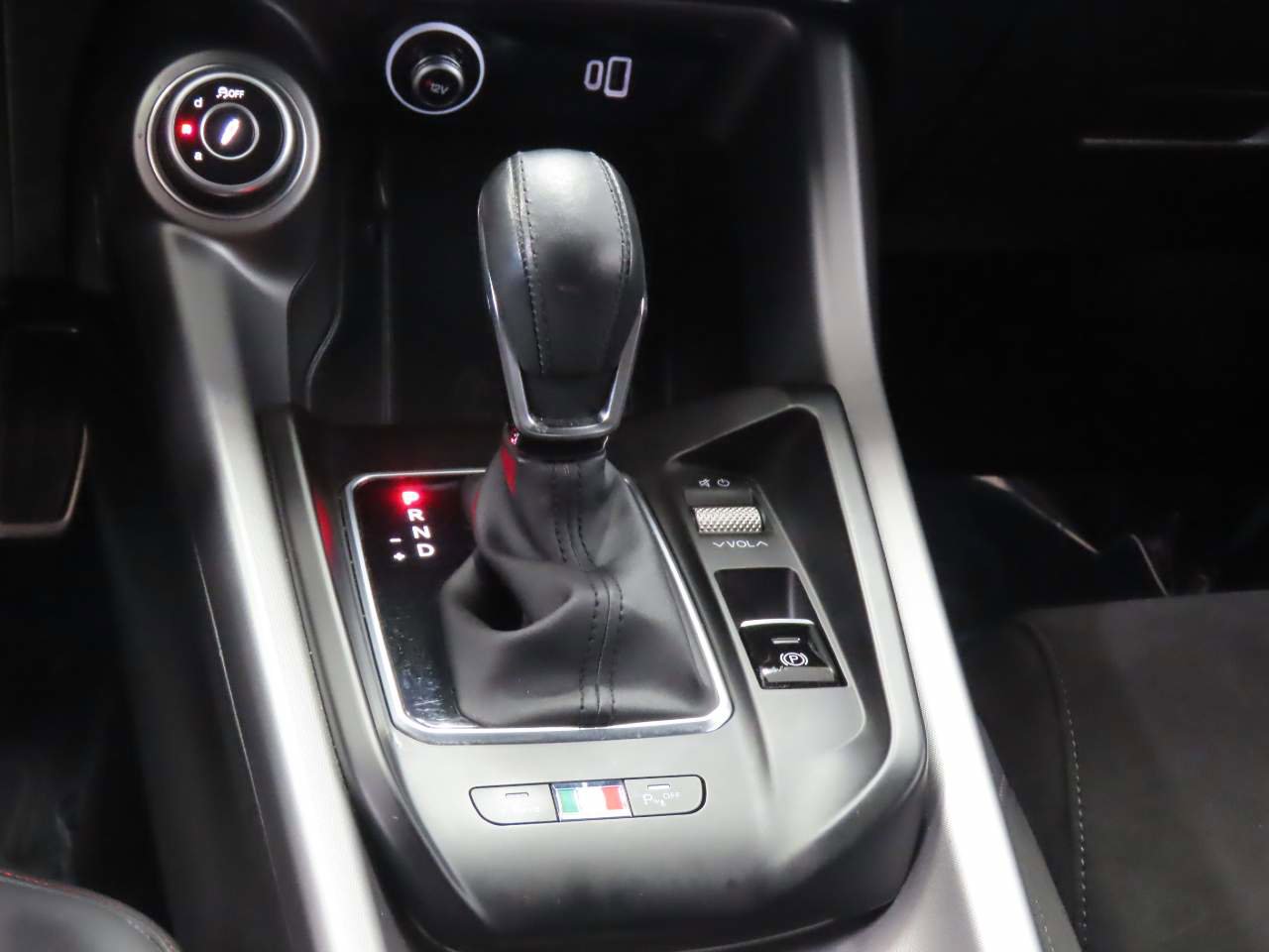 Used 2024 Alfa Romeo Tonale Veloce image 8