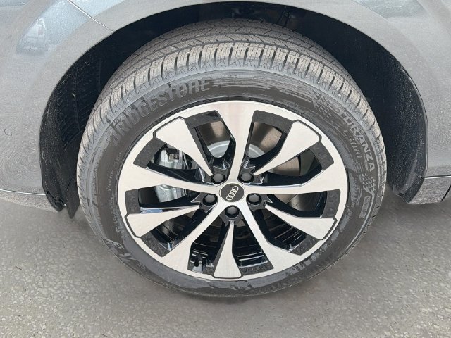 New 2026 Audi Q3 quattro 2.0T AWD/4WD image 41