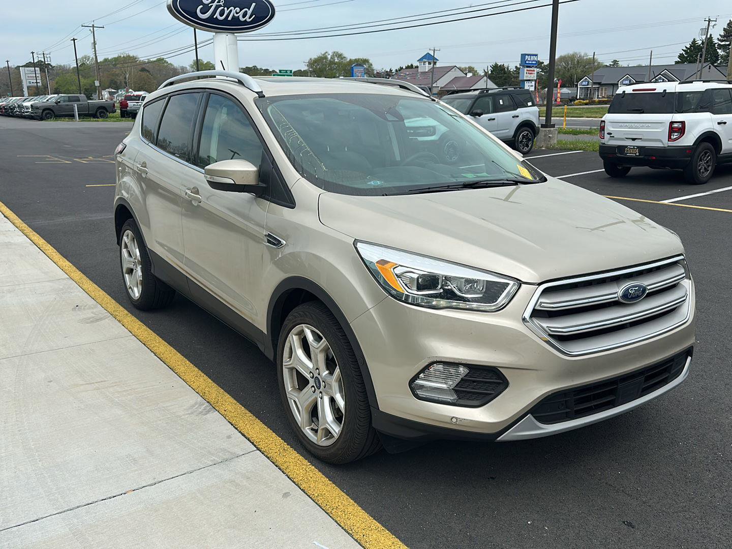 Used 2018 Ford Escape Titanium w/ Ford Safe & Smart Package image 3