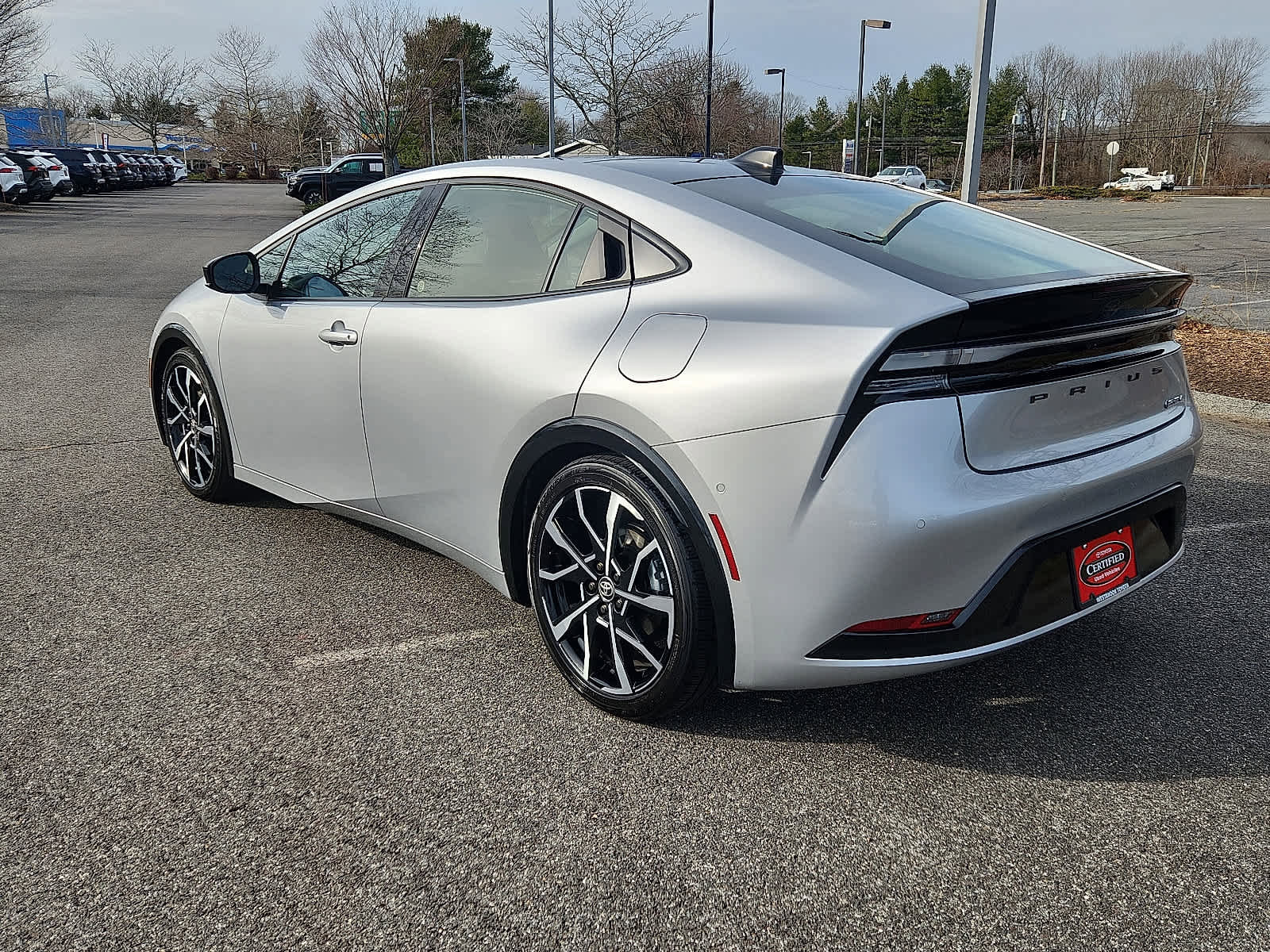 Used 2025 Toyota Prius Plug-In Hybrid w/ Limited Premium Package image 7