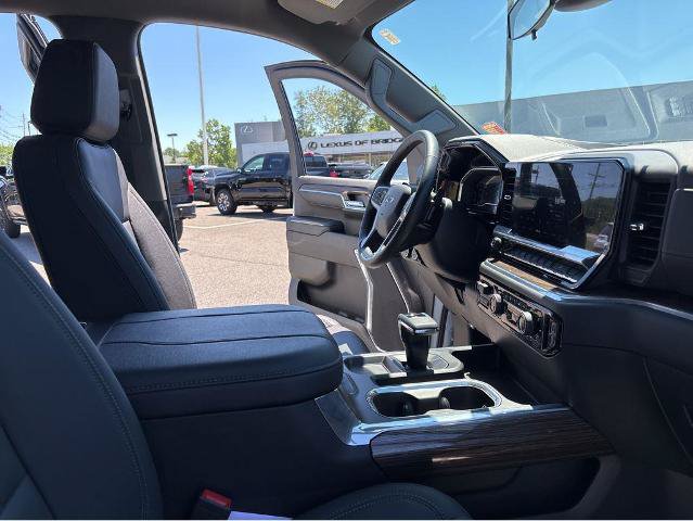 Used 2024 Chevrolet Silverado 1500 RST w/ Convenience Package II AWD/4WD image 16