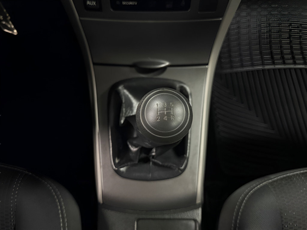 Used 2013 Toyota Corolla L image 17