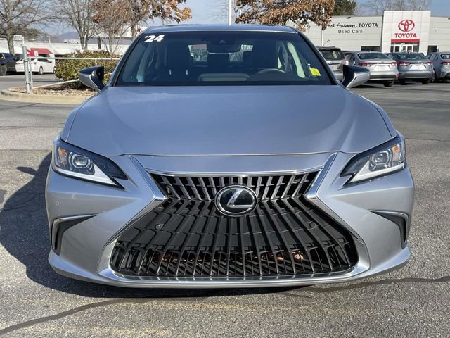Used 2024 Lexus ES 250 w/ Premium Package image 8