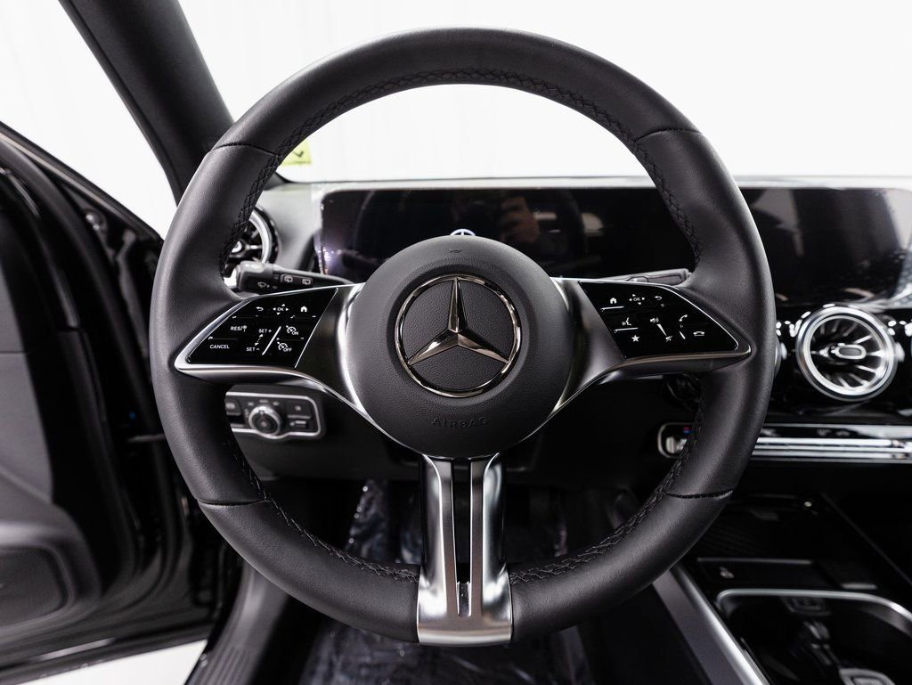 Used 2024 Mercedes-Benz EQB 350 4MATIC SUV image 11