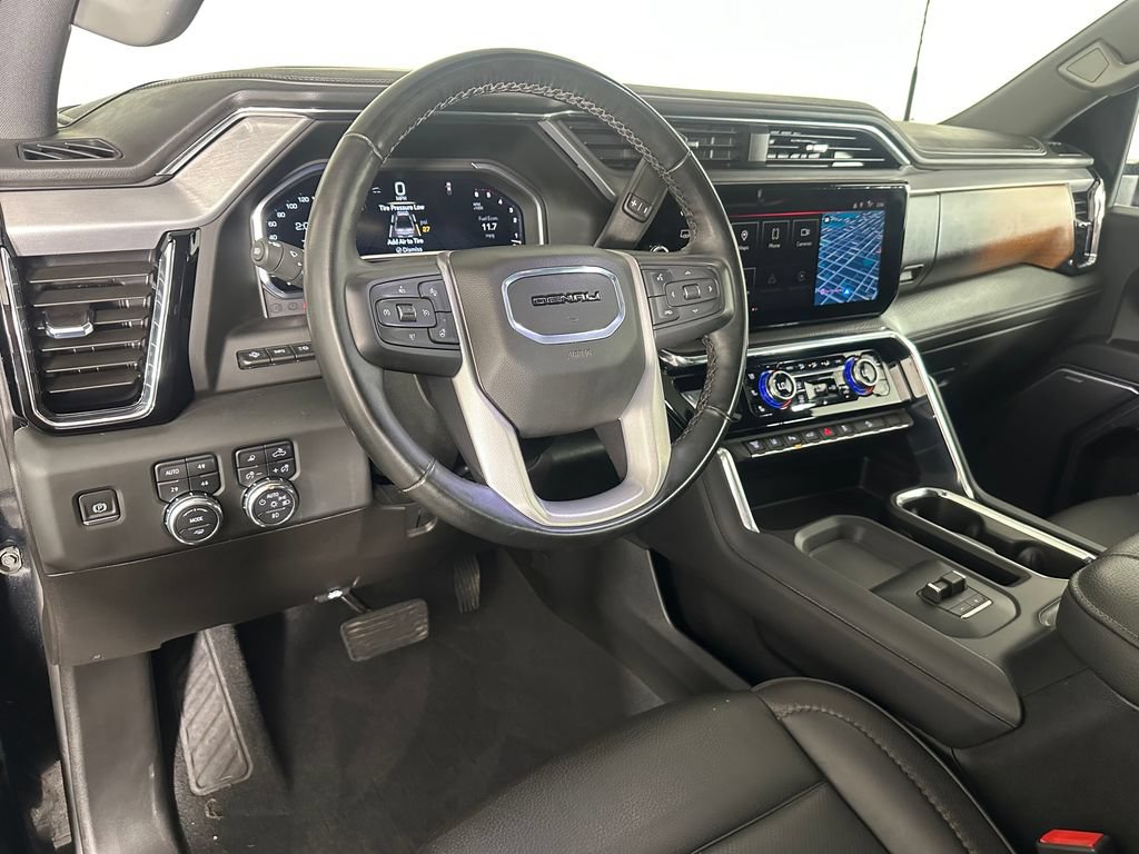 Used 2025 GMC Sierra 3500 Denali w/ Denali Reserve Package AWD/4WD image 11