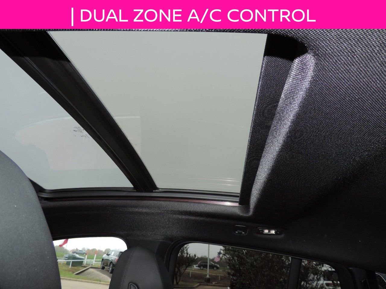 Used 2019 BMW X4 xDrive30i w/ Convenience Package image 14