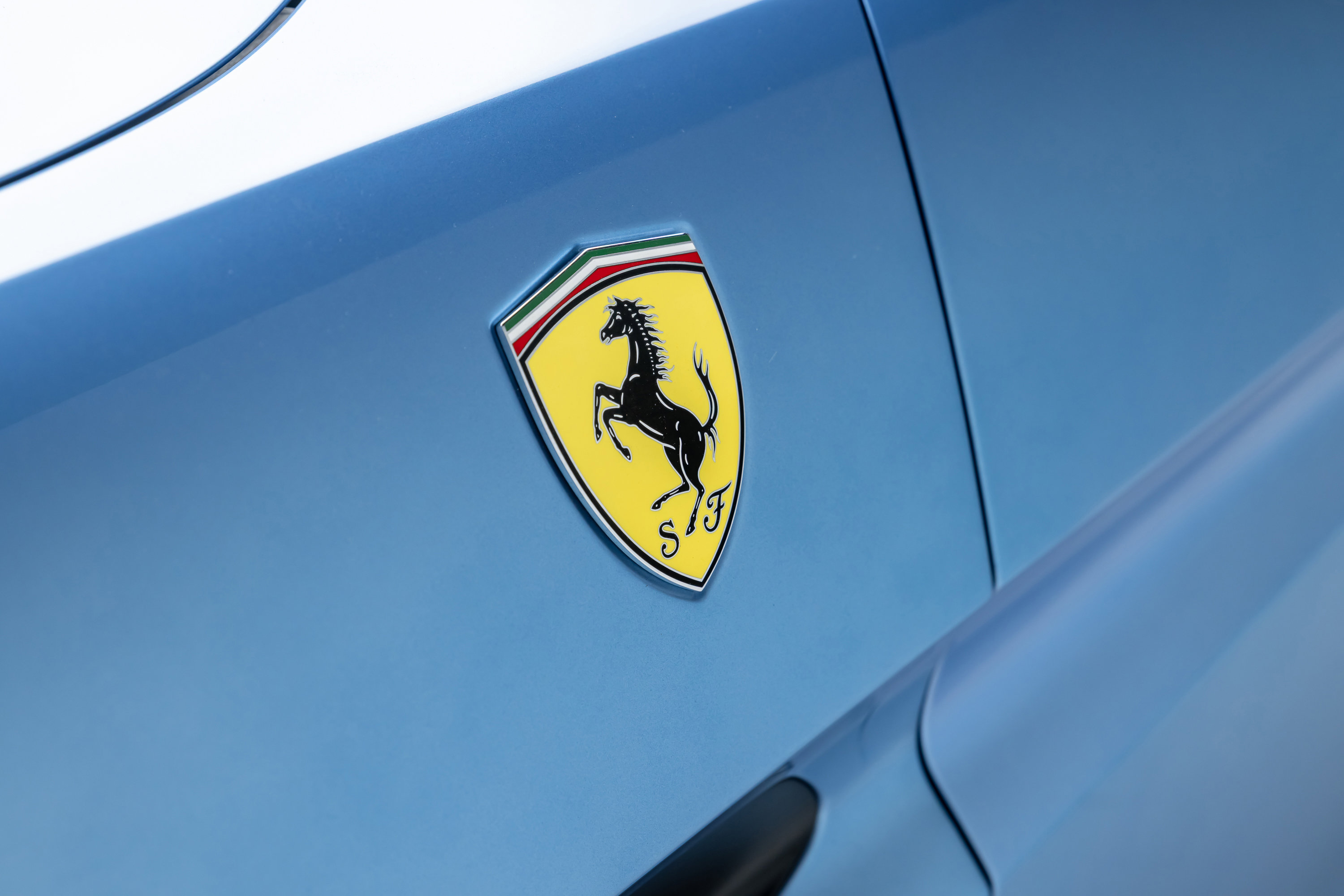 Certified 2020 Ferrari Portofino RWD image 17