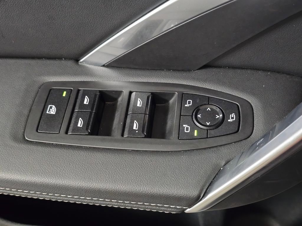 Certified 2025 BMW X1 xDrive28i w/ Premium Package image 15