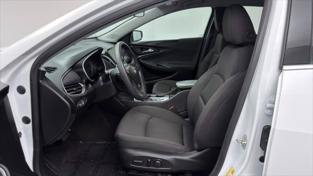 Used 2024 Chevrolet Malibu LS w/ Driver Confidence Package FWD image 14