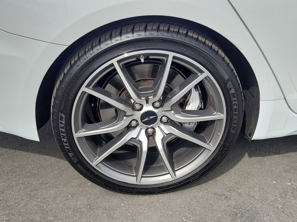 Used 2026 Genesis G70 2.5T RWD image 6