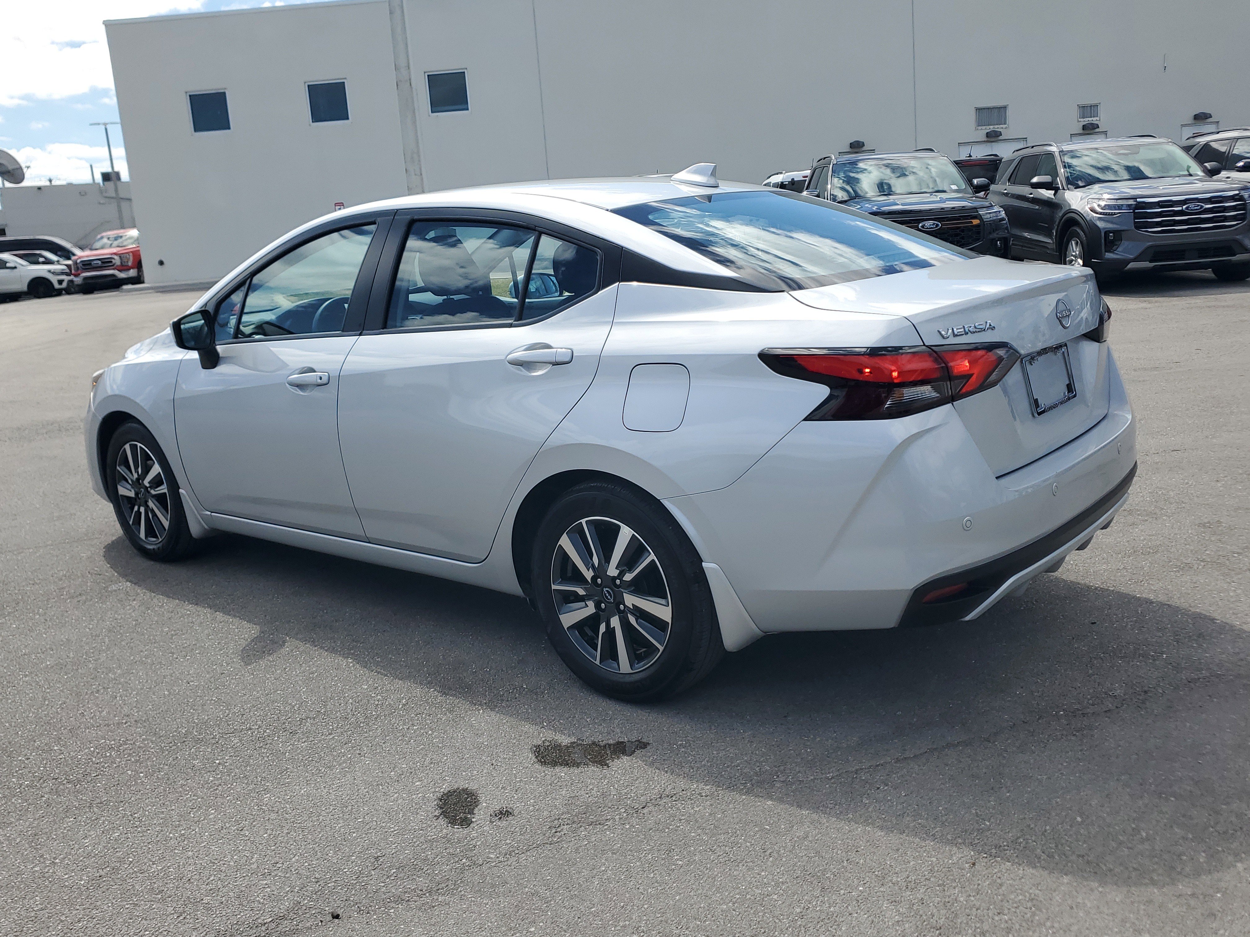 Certified 2025 Nissan Versa SV w/ Trunk Package image 7