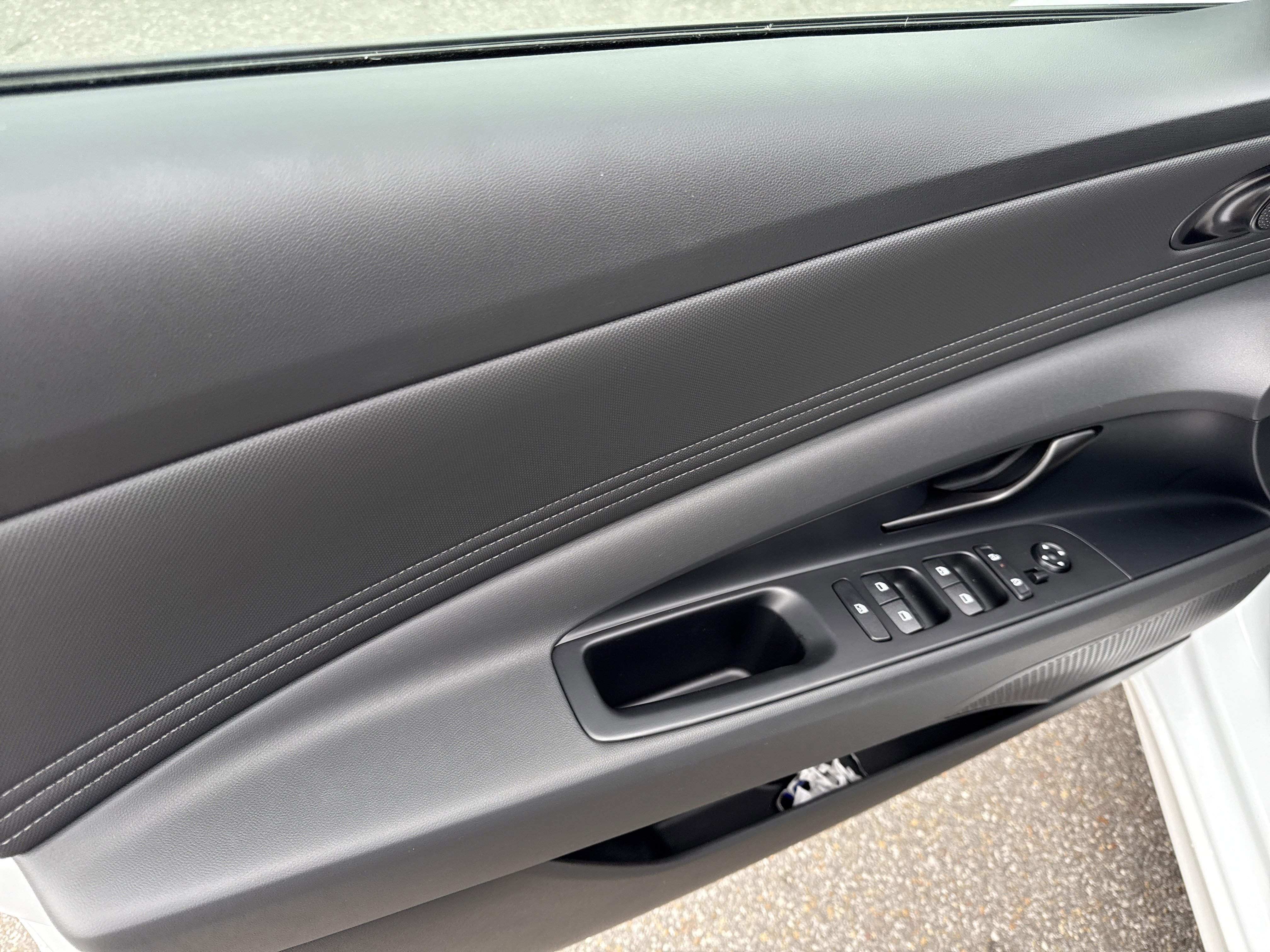 New 2026 Hyundai Elantra Sport image 7