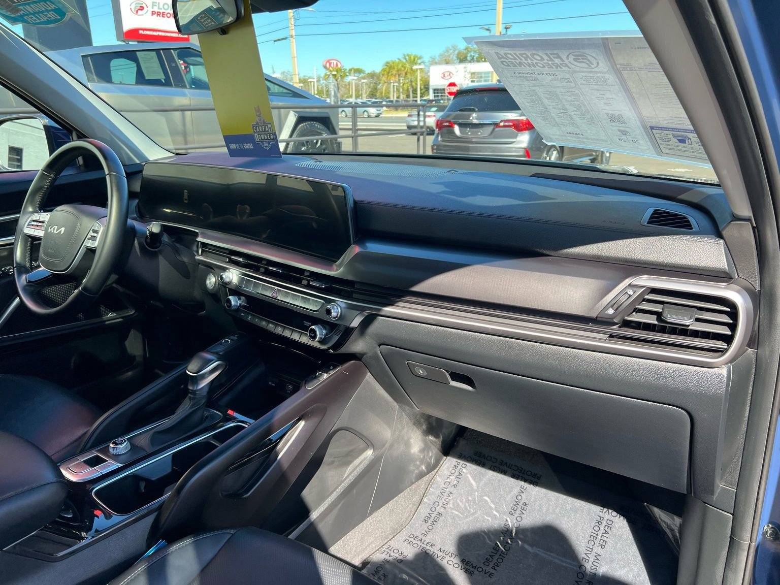 Used 2025 Kia Telluride S image 62