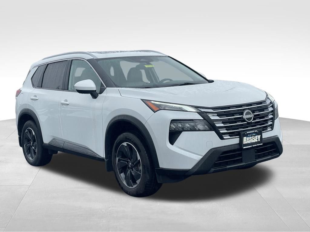 Certified 2024 Nissan Rogue SV w/ SV Premium Package image 3