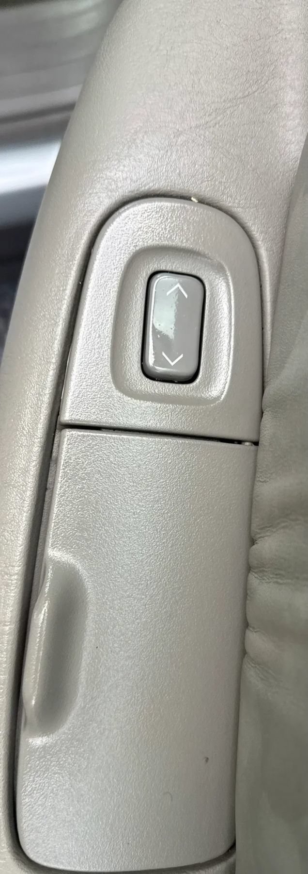 Used 1999 Cadillac Seville SLS w/ Convenience Pkg FWD image 30