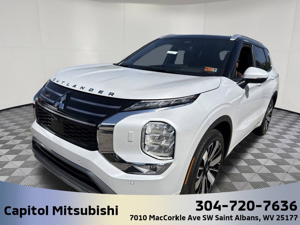 New 2025 Mitsubishi Outlander SEL image 11