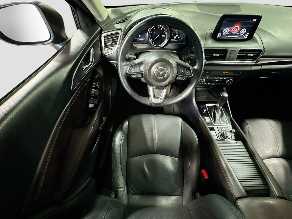 Used 2018 MAZDA MAZDA3 Grand Touring w/ Premium Equipment Package image 15