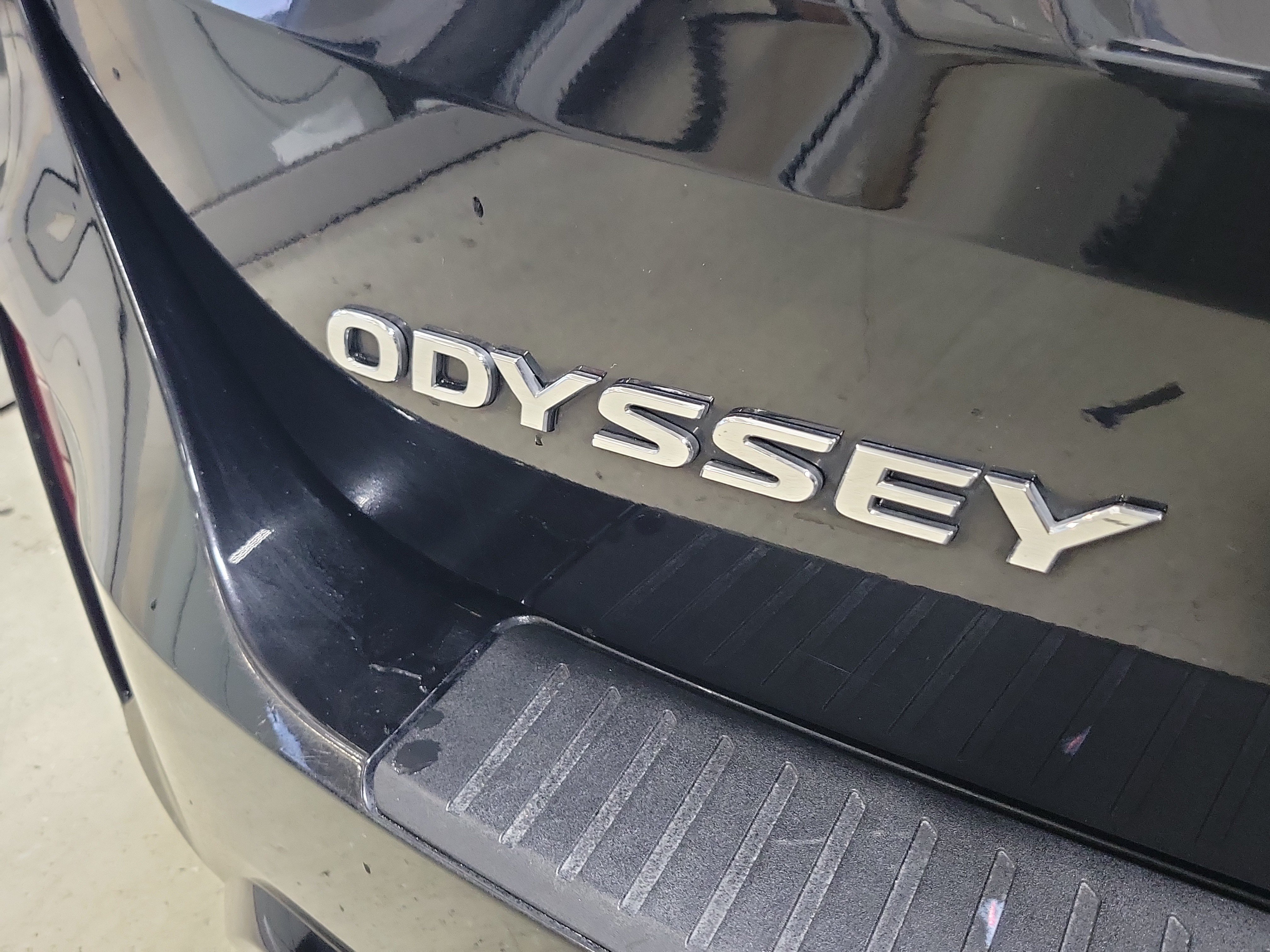 Used 2025 Honda Odyssey EX-L image 8