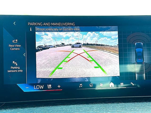 New 2026 BMW 330i Sedan w/ Premium Package RWD image 55