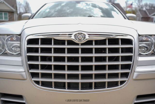 Used 2006 Chrysler 300 SRT8 w/ SRT Option Group II RWD image 46