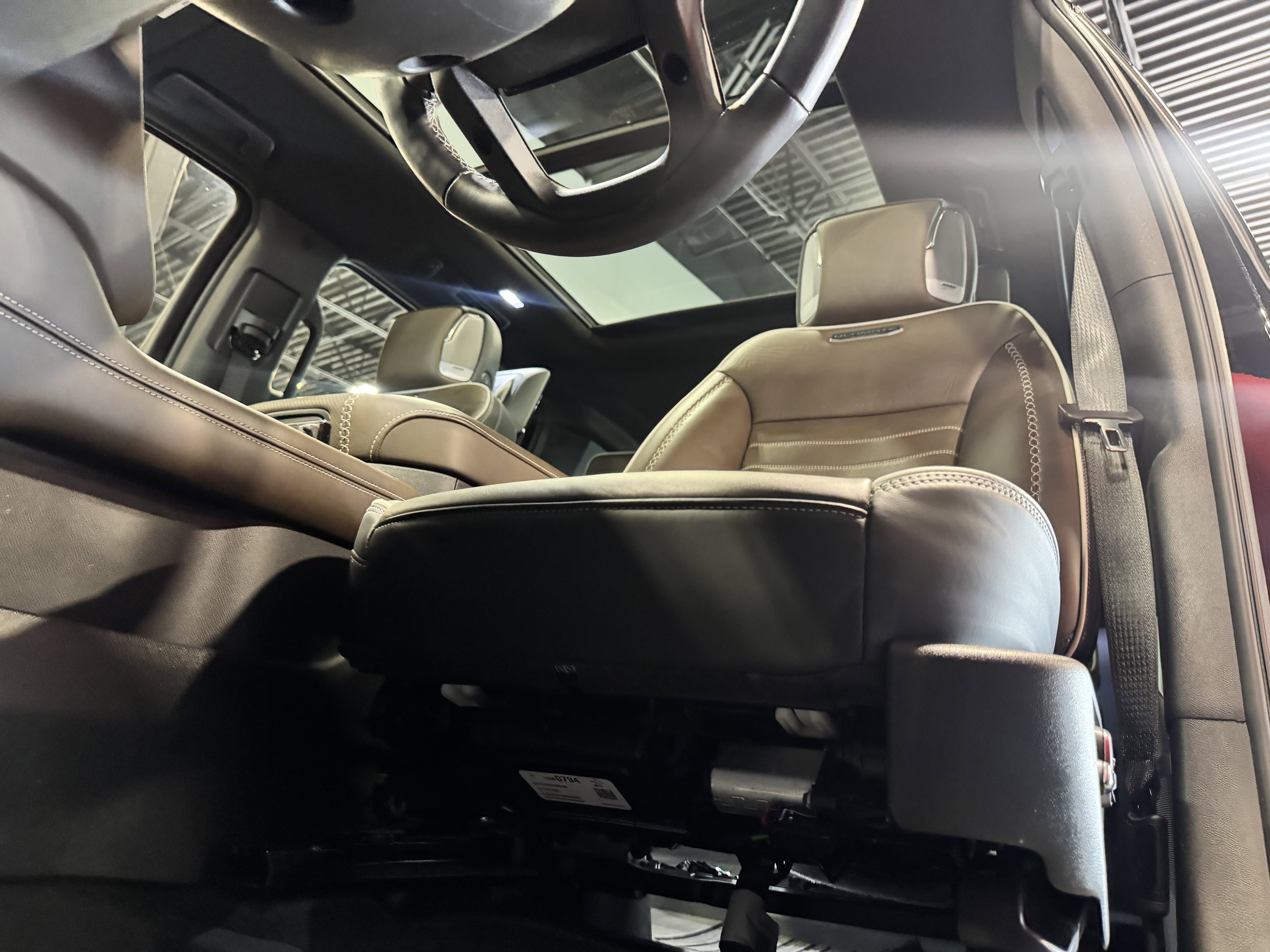 Used 2025 GMC Yukon XL Denali Ultimate image 34