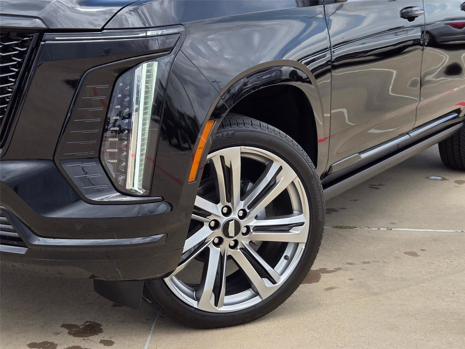 New 2026 Cadillac Escalade ESV Sport w/ Touring Package AWD/4WD image 7