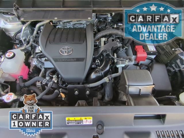 Used 2024 Toyota Highlander LE image 29