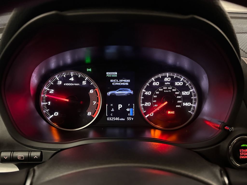 Used 2024 Mitsubishi Eclipse Cross AWD image 31