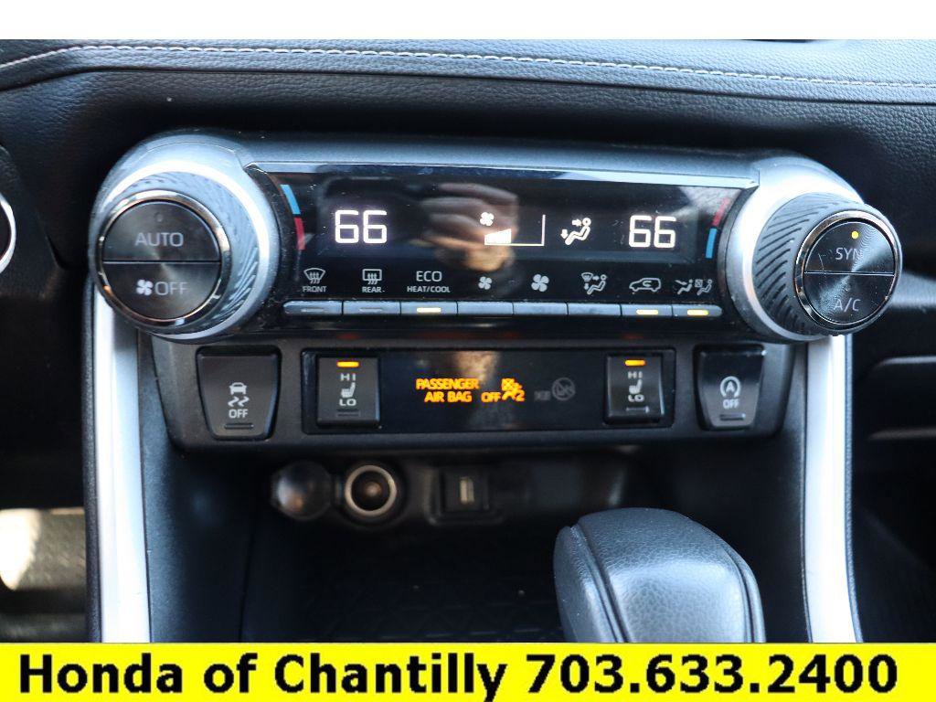 Used 2022 Toyota RAV4 XLE image 16