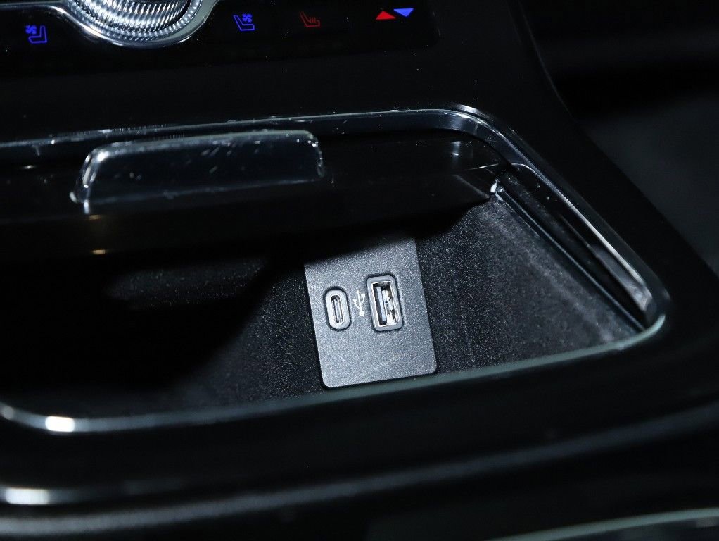 Used 2022 Lincoln Nautilus Reserve w/ Equipment Group 202A image 28