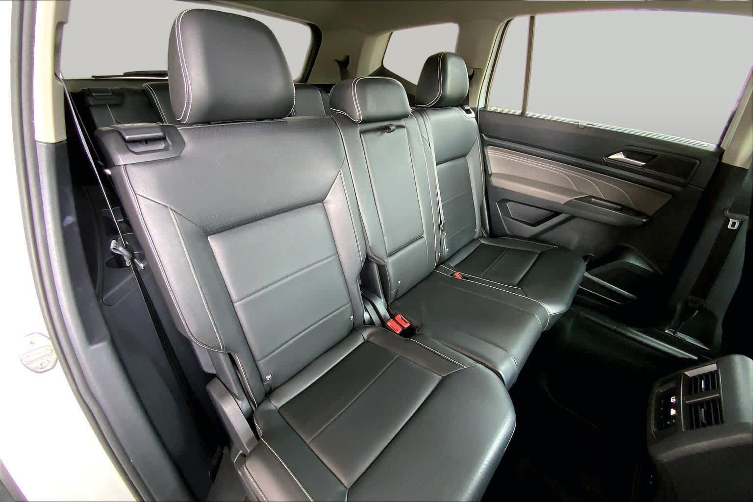 Used 2023 Volkswagen Atlas SE w/ Panoramic Sunroof Package FWD image 20