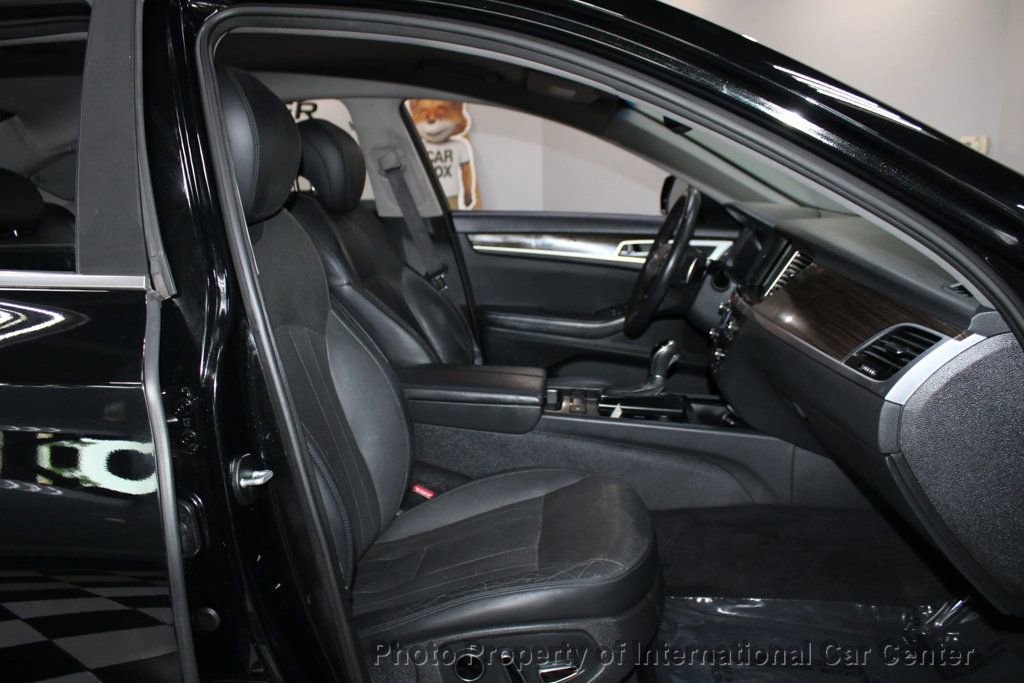 Used 2016 Hyundai Genesis 3.8 image 30