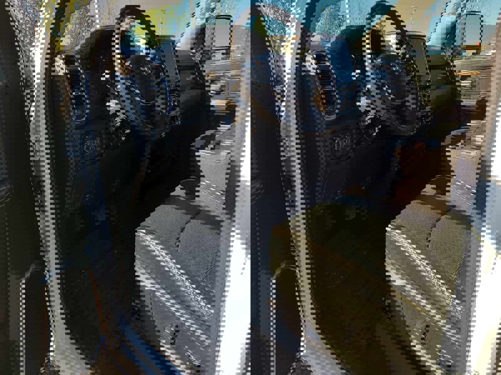 Used 2024 RAM 2500 Laramie w/ Safety Group image 10