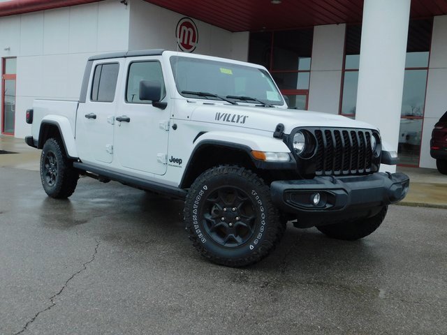 Used 2023 Jeep Gladiator Willys image 2