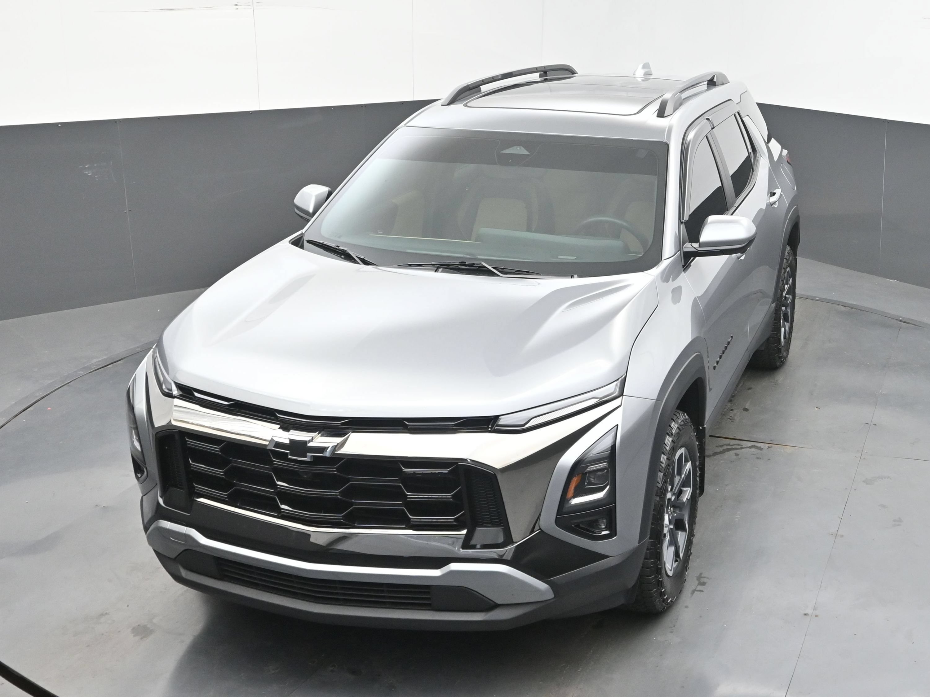 Used 2026 Chevrolet Equinox ACTIV w/ Safety and Technology Package AWD/4WD image 38