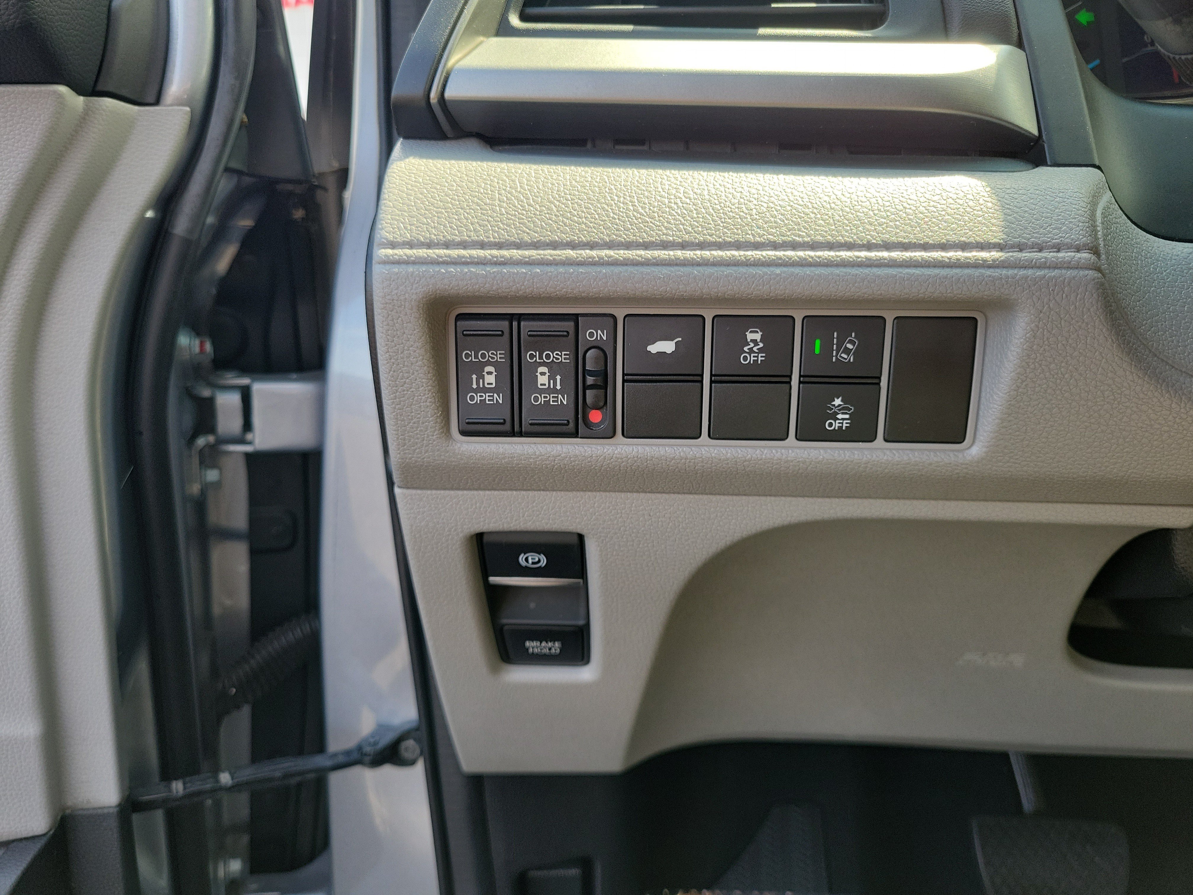 Used 2018 Honda Odyssey EX-L image 20