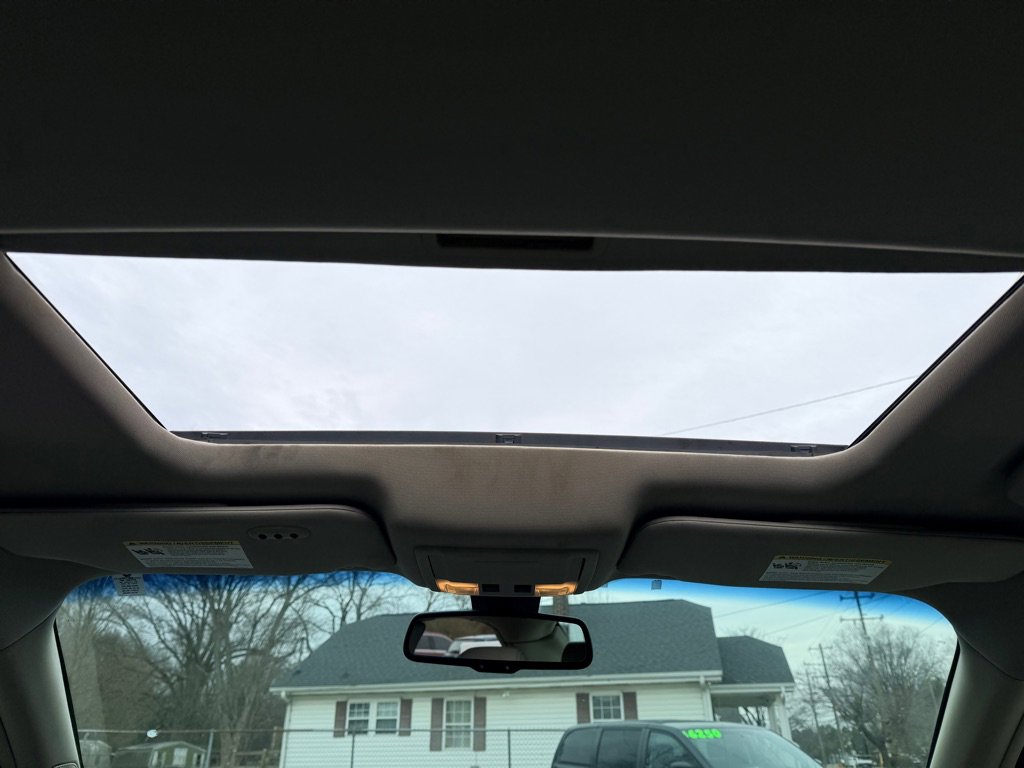 Used 2011 Ford Taurus Limited w/ 301A Rapid Spec Order Code image 14