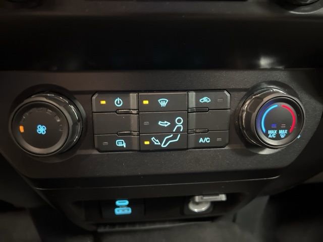 Used 2022 Ford F250 XLT w/ FX4 Off-Road Package AWD/4WD image 32