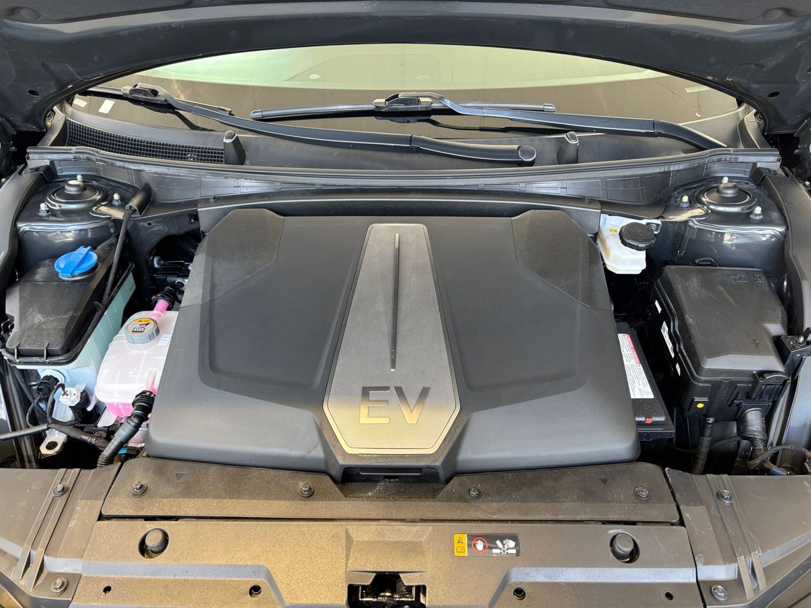 Used 2023 Kia EV6 Wind RWD image 39